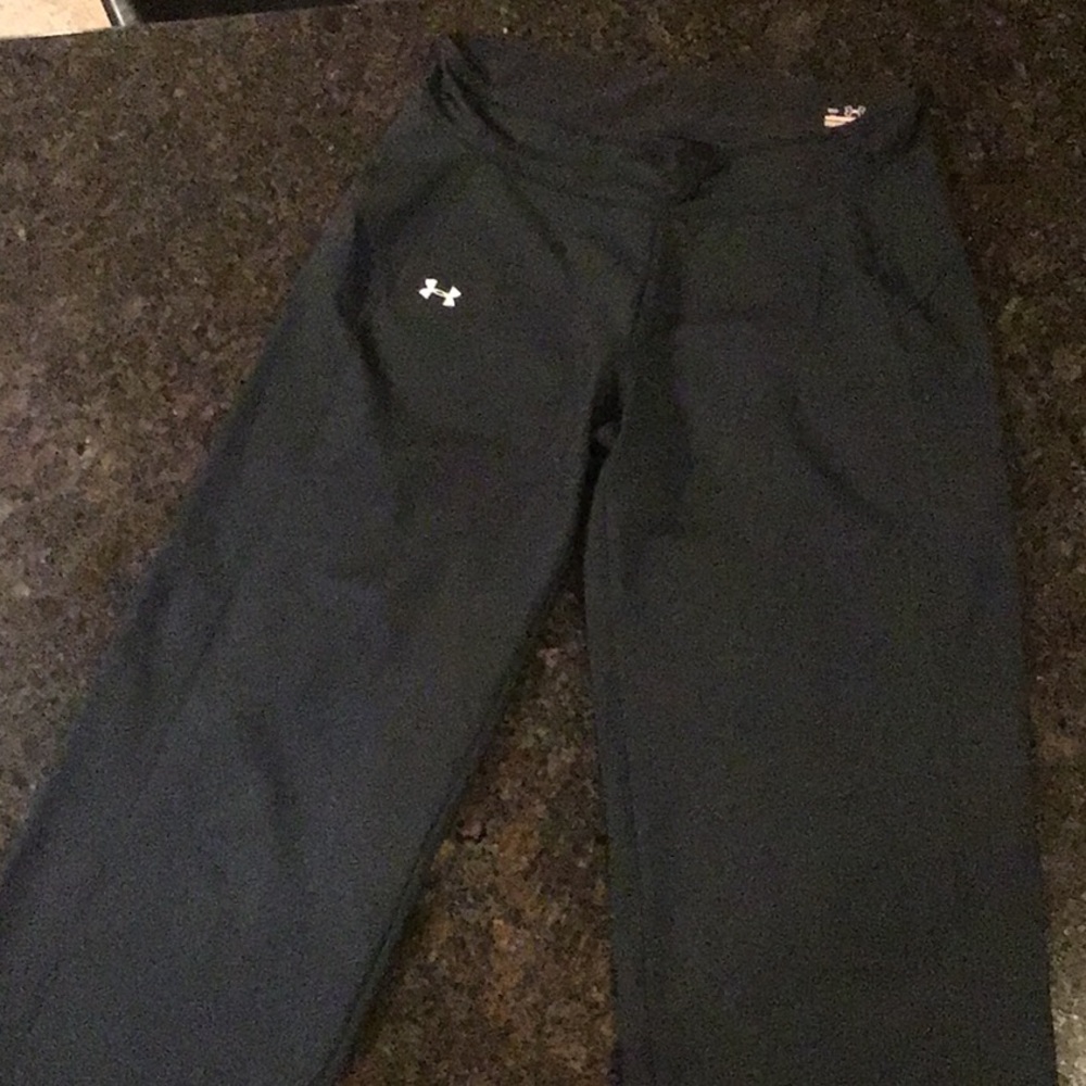 Womens Under Armour capri wide leg leggings